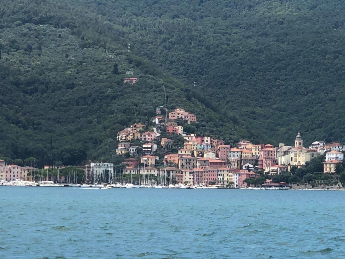 La Magia Nel Borgo Daire Fezzano  Dış mekan fotoğraf