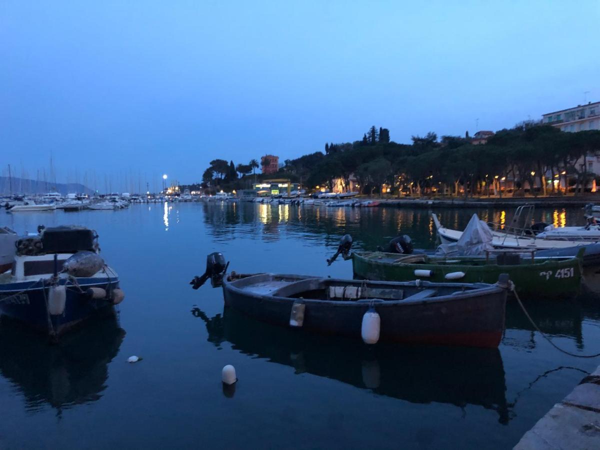 La Magia Nel Borgo Daire Fezzano  Dış mekan fotoğraf